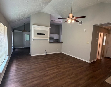8662 Pearl Point Street - Photo Thumbnail 2