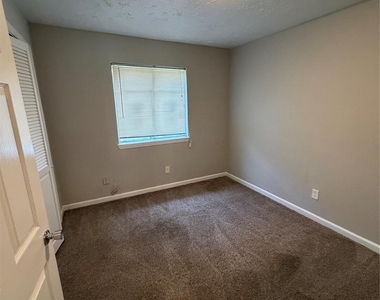 8662 Pearl Point Street - Photo Thumbnail 17