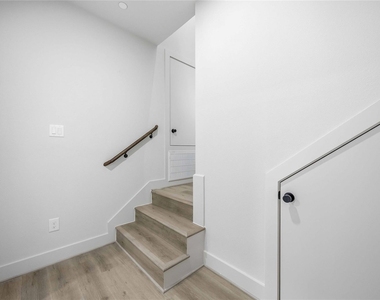 4606 Indie Heights Lane - Photo Thumbnail 4