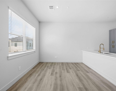4606 Indie Heights Lane - Photo Thumbnail 10