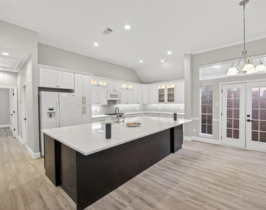 3117 Cedar Knolls Drive - Photo Thumbnail 16