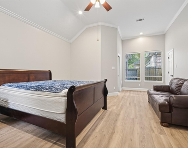 3117 Cedar Knolls Drive - Photo Thumbnail 19