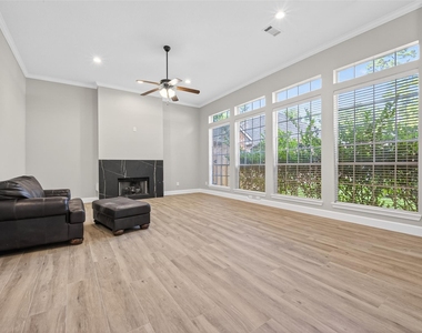 3117 Cedar Knolls Drive - Photo Thumbnail 8
