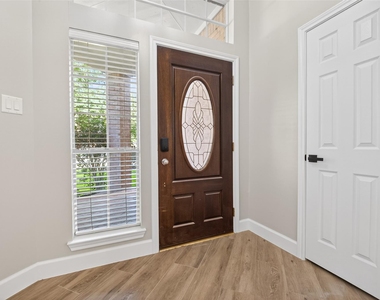 3117 Cedar Knolls Drive - Photo Thumbnail 5