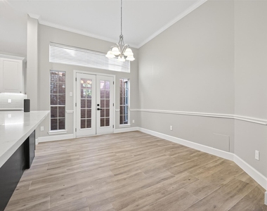 3117 Cedar Knolls Drive - Photo Thumbnail 9