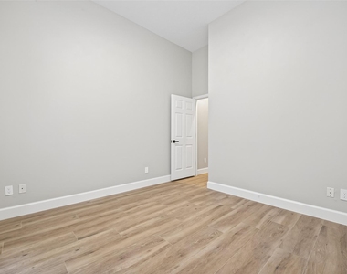 3117 Cedar Knolls Drive - Photo Thumbnail 33