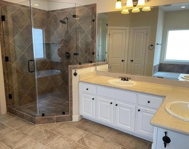 5807 Maxie Street - Photo Thumbnail 20