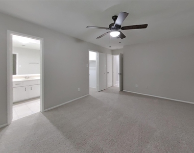 3619 Maple Glen Drive - Photo Thumbnail 5