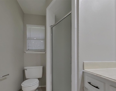 3619 Maple Glen Drive - Photo Thumbnail 8