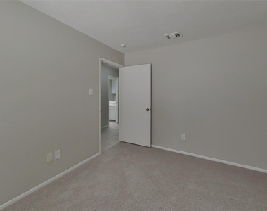 3619 Maple Glen Drive - Photo Thumbnail 12