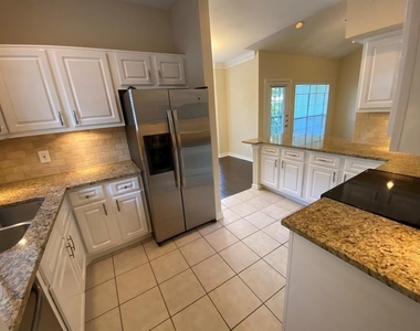 1919 Post Oak Park Drive - Photo Thumbnail 6