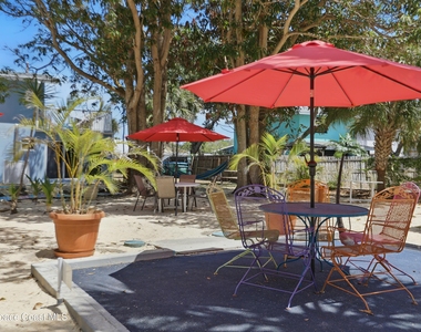 199 Tyler Avenue - Photo Thumbnail 14