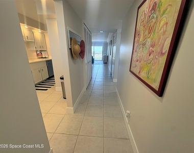 500 Palm Springs Boulevard - Photo Thumbnail 2