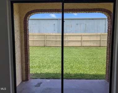 174 San Juan Circle - Photo Thumbnail 14
