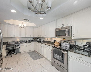 7 Indian River Avenue - Photo Thumbnail 2