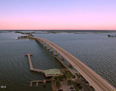 7 Indian River Avenue - Photo Thumbnail 52
