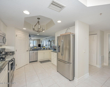 7 Indian River Avenue - Photo Thumbnail 4