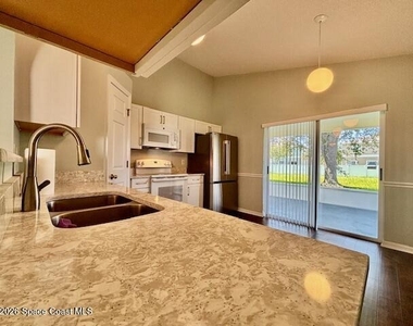 1753 Cape Palos Drive - Photo Thumbnail 6