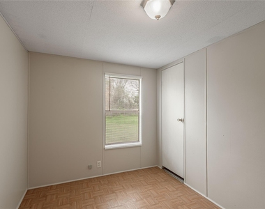 1345 Fm 405 Road - Photo Thumbnail 18