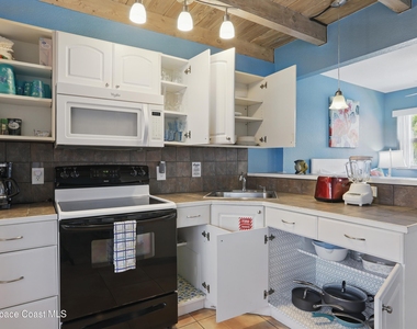 1381 S Orlando Avenue - Photo Thumbnail 5