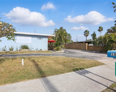1381 S Orlando Avenue - Photo Thumbnail 9