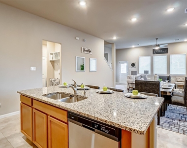 18819 Brookside Ridge Ln - Photo Thumbnail 10