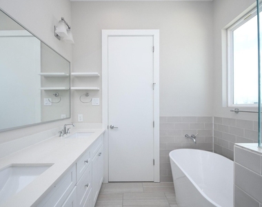 5904 Gardendale Drive - Photo Thumbnail 33