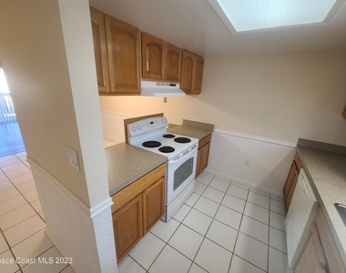 254 Ulster Lane - Photo Thumbnail 7