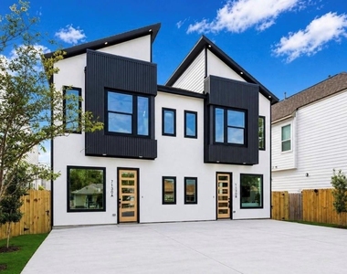 7130 Saint Augustine Street - Photo Thumbnail 2