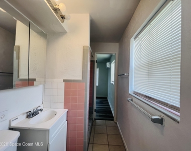 545 Nora Avenue - Photo Thumbnail 6