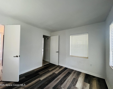 545 Nora Avenue - Photo Thumbnail 7