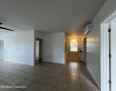 545 Nora Avenue - Photo Thumbnail 4