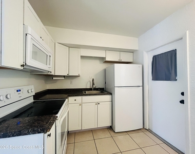 545 Nora Avenue - Photo Thumbnail 2