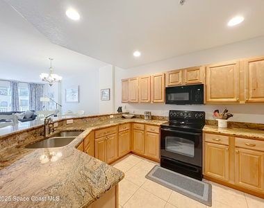 601 N Miramar Avenue - Photo Thumbnail 6