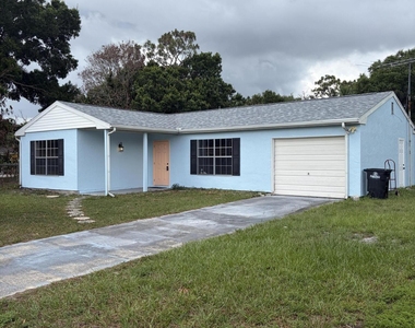 1136 Minnet Court Ne - Photo Thumbnail 1