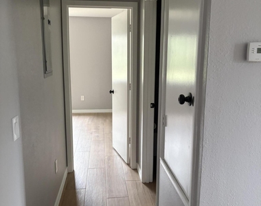 1136 Minnet Court Ne - Photo Thumbnail 22