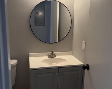 1136 Minnet Court Ne - Photo Thumbnail 21
