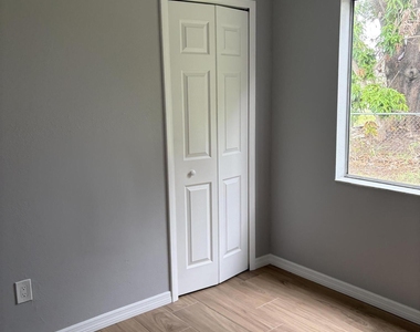 1136 Minnet Court Ne - Photo Thumbnail 30