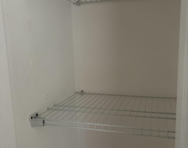 1136 Minnet Court Ne - Photo Thumbnail 5