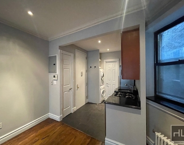 East 5 Street - Photo Thumbnail 1