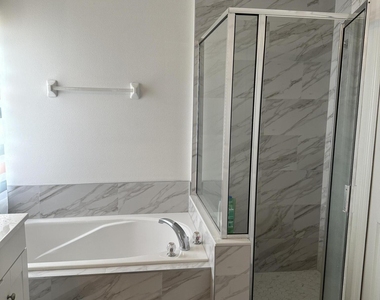 3127 Lowry Boulevard Se - Photo Thumbnail 5