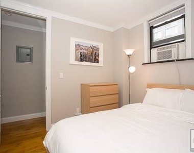 Essex Street - Photo Thumbnail 3