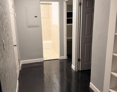 2309 Anna Drive - Photo Thumbnail 18