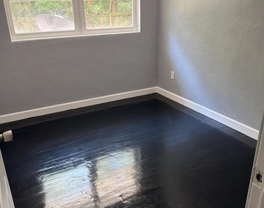 2309 Anna Drive - Photo Thumbnail 20