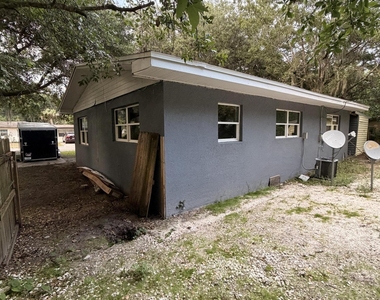 2309 Anna Drive - Photo Thumbnail 24
