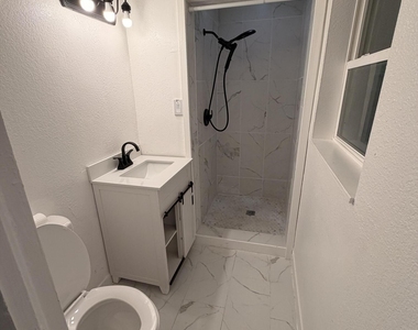 2309 Anna Drive - Photo Thumbnail 9