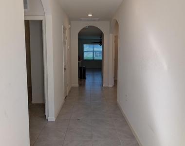 1606 De Groodt Road Sw - Photo Thumbnail 1