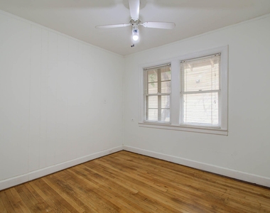 1428 Wentworth Street - Photo Thumbnail 19