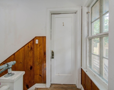 1428 Wentworth Street - Photo Thumbnail 22