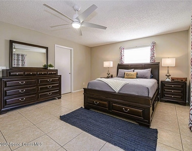 36 Vista Gardens Trail - Photo Thumbnail 16
